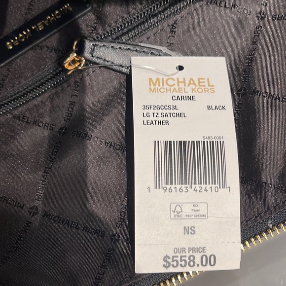 MICHAEL KORS
Carine Large Pebbled Leather Top Zip Satchel
Black
NWT - Picture 11 of 16